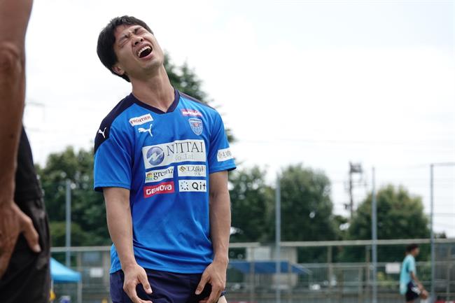cong-phuong-bi-cdv-thai-lan-mia-mai-truoc-kha-nang-roi-yokohama-fc